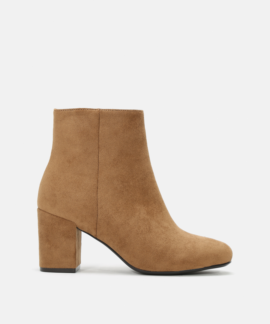 Botines tacón ancho image number null